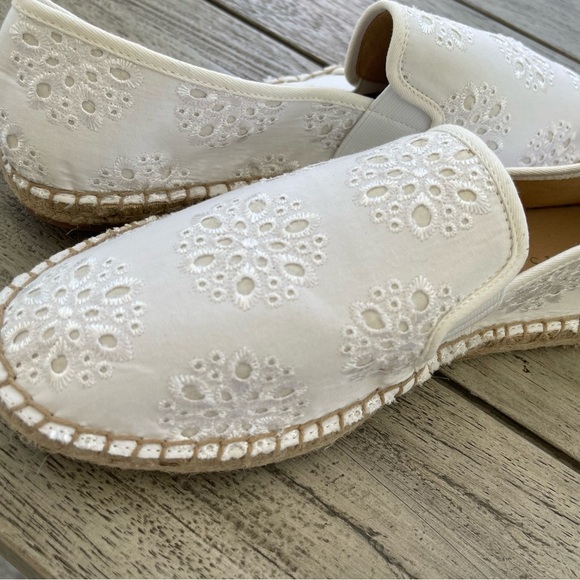 Talbots Izzy White Eyelet Espadrille Slip-On Shoes Womens Size 9 - Picture 9 of 9